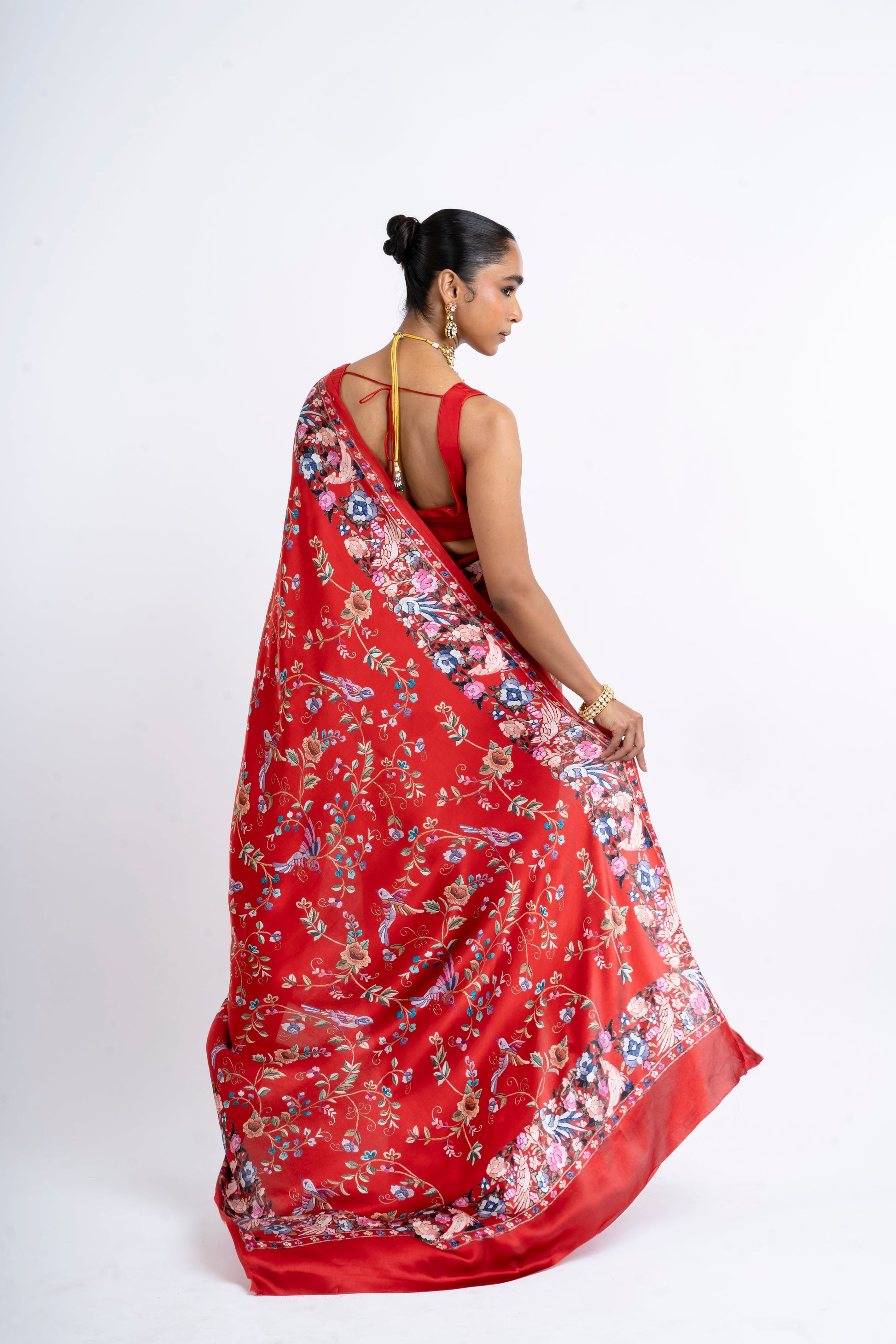 Meena Scarlet