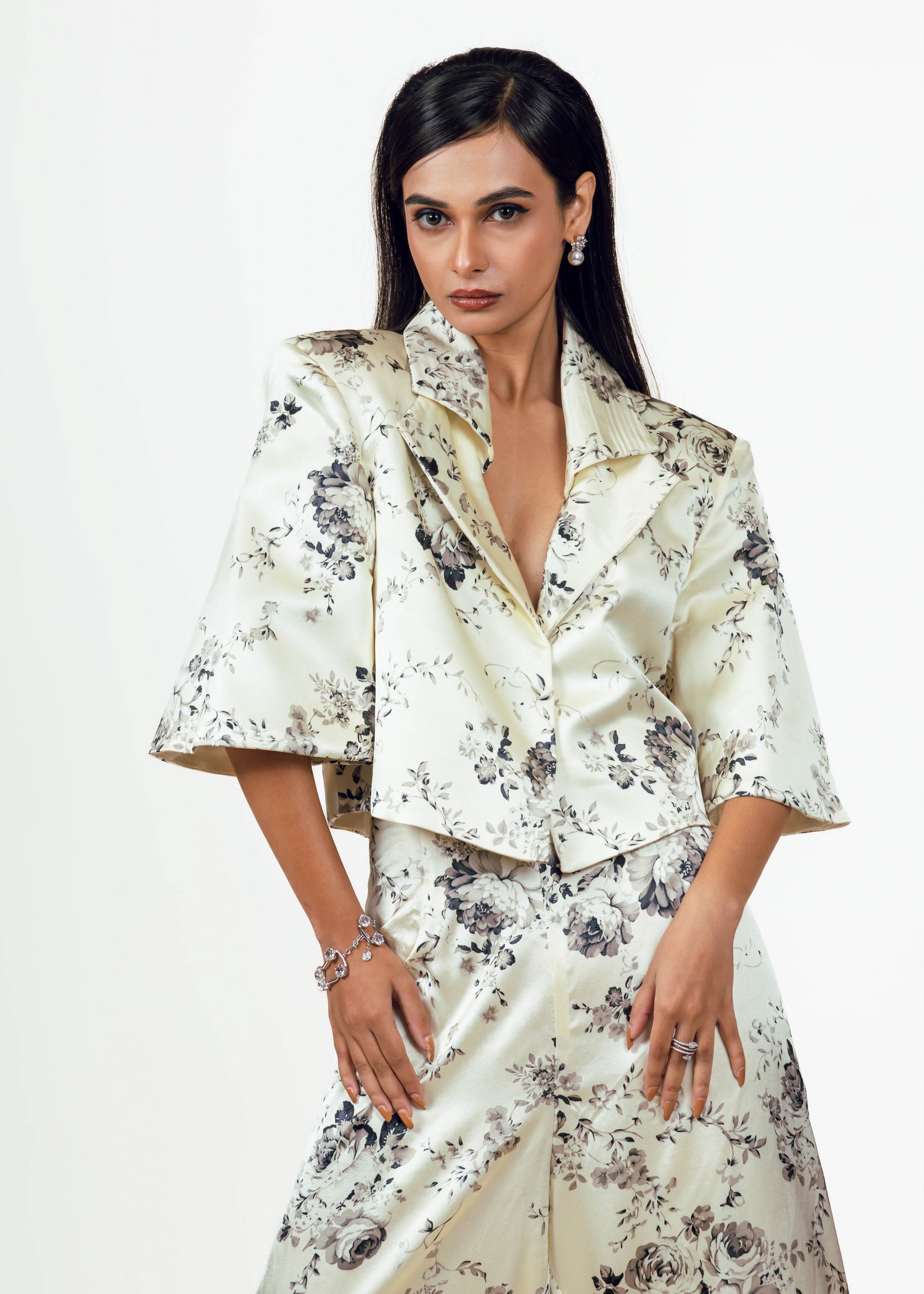 Tara White Cropped Blazer Set