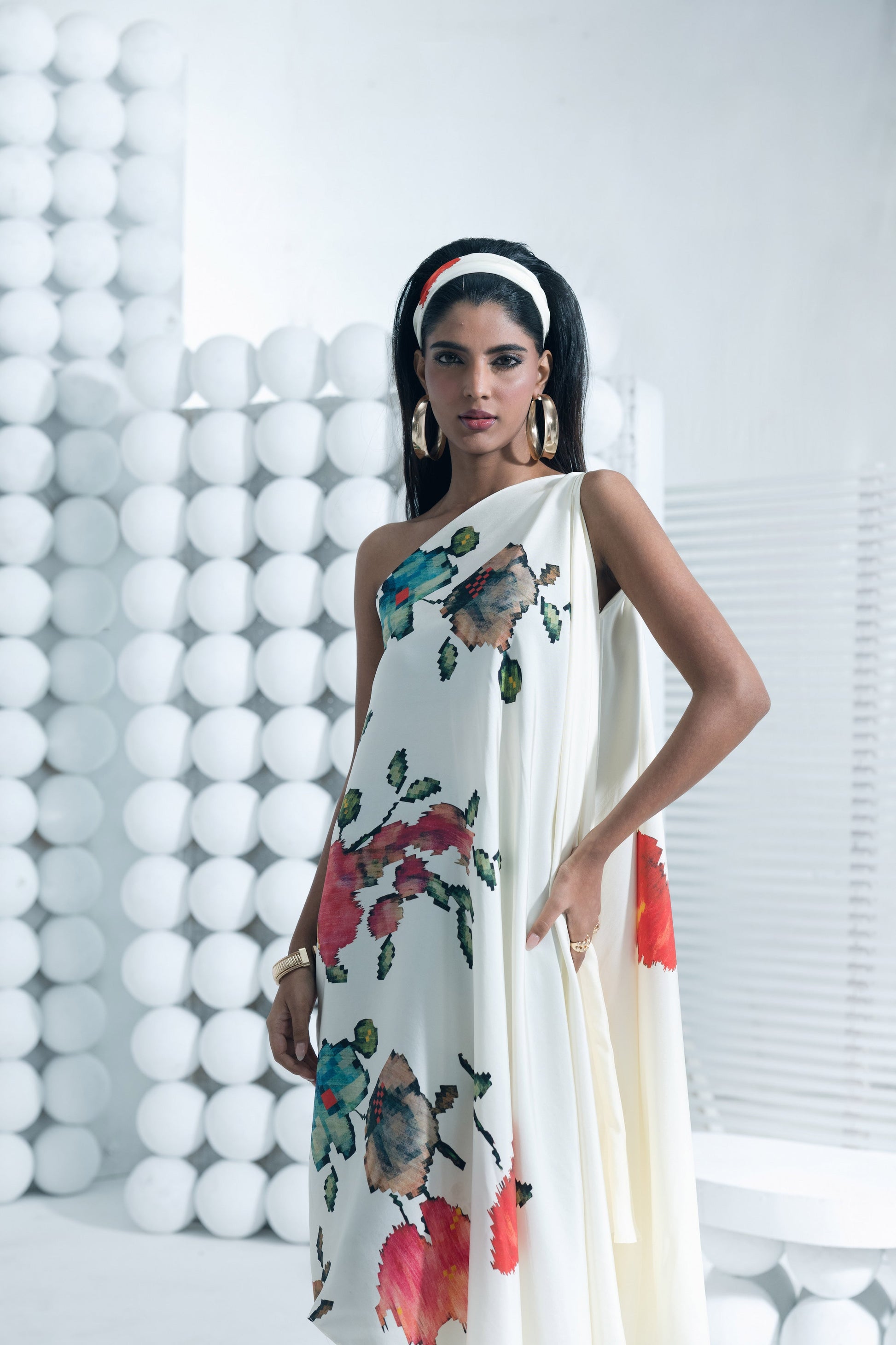 Zeba White One Shoulder Dress