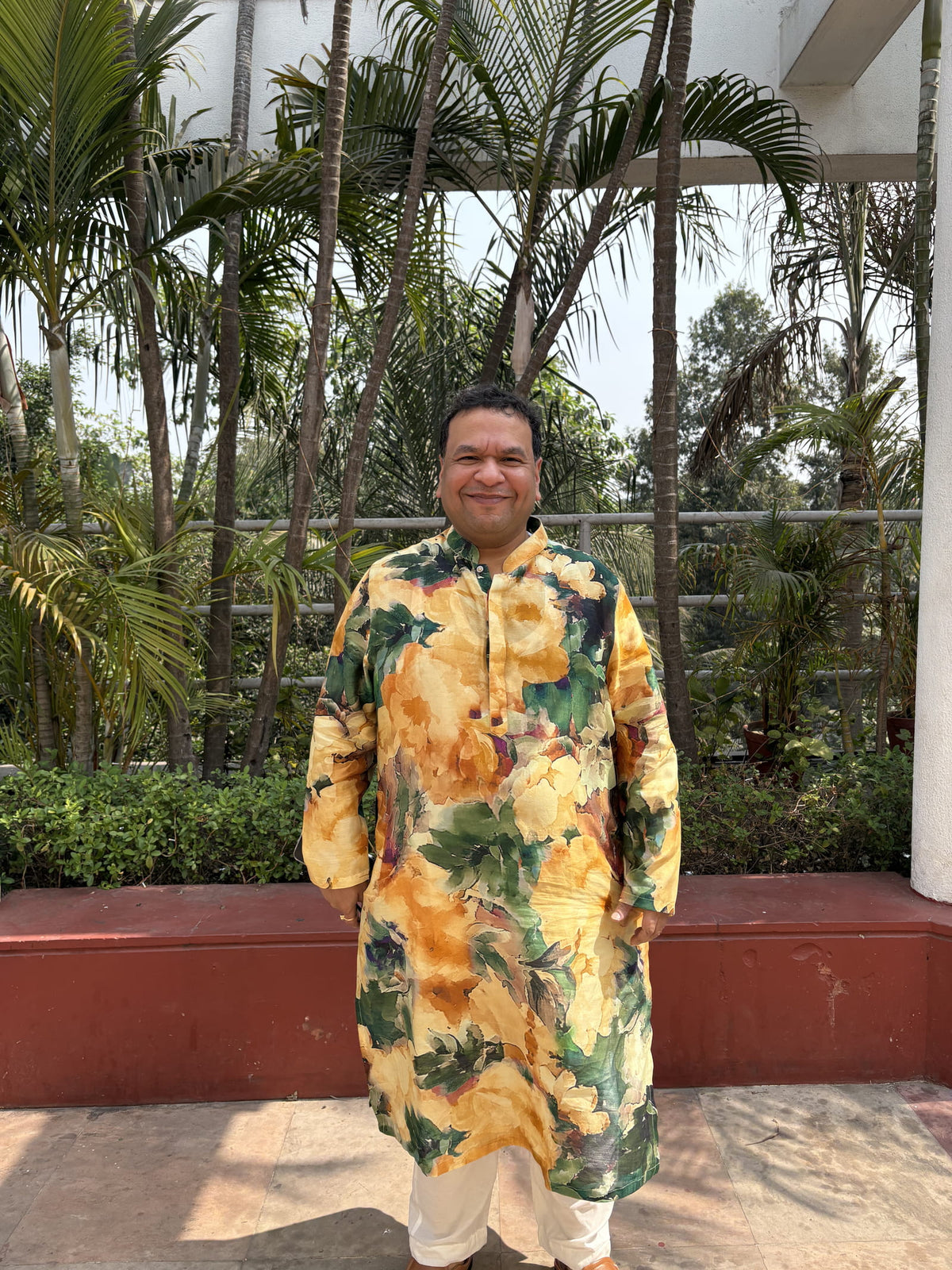 Amit Goenka in Studio 113 Abstract Print Ruby Kurta in Apricot